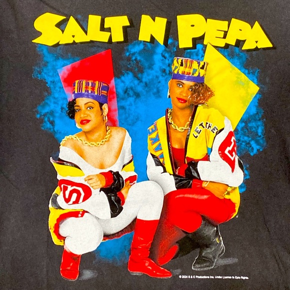 Salt N Pepa Graphic T-Shirt - Size Small - NWT - Picture 2 of 3